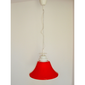 Lampa wisząca z czerwonym kloszem, lata 70.